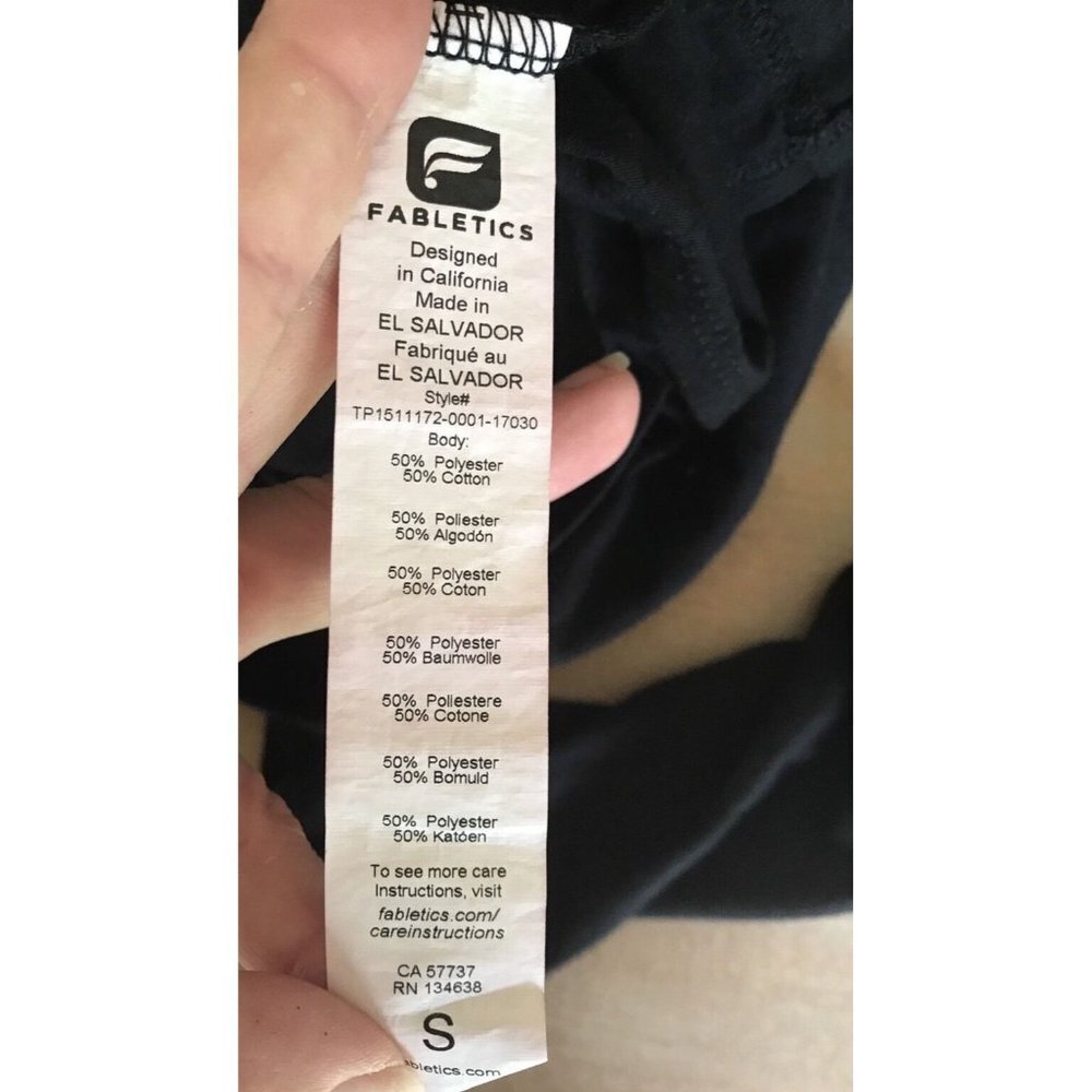 Fabletics Original Switch Back Tee Small - Picture 8 of 8